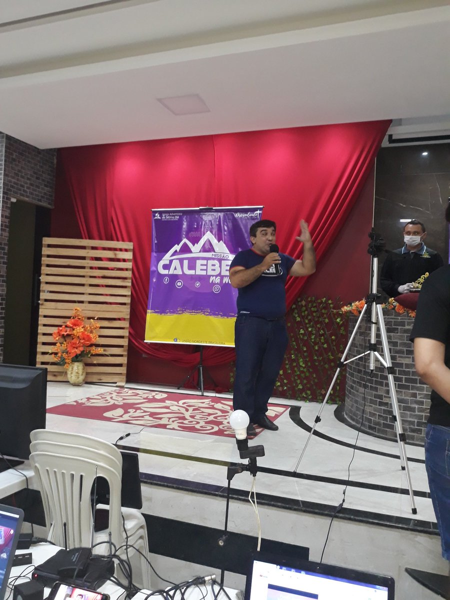 Pr_Clodonildo's tweet photo. Para Glória de Deus! 7@ Noite de #CalebeWeb tivemos à decisão de Rosângela!. Há cada noite, Uma decisão. Deus Salvando E Transformando Vidas!!!.
Parabéns #Calebeweb @Calexandrinoadv e Toda Equipe de Lideres de Esperanca.
#ACe  #UNeB2020 #DiscipulandoMais!!! https://t.co/x79Nx5XEvk