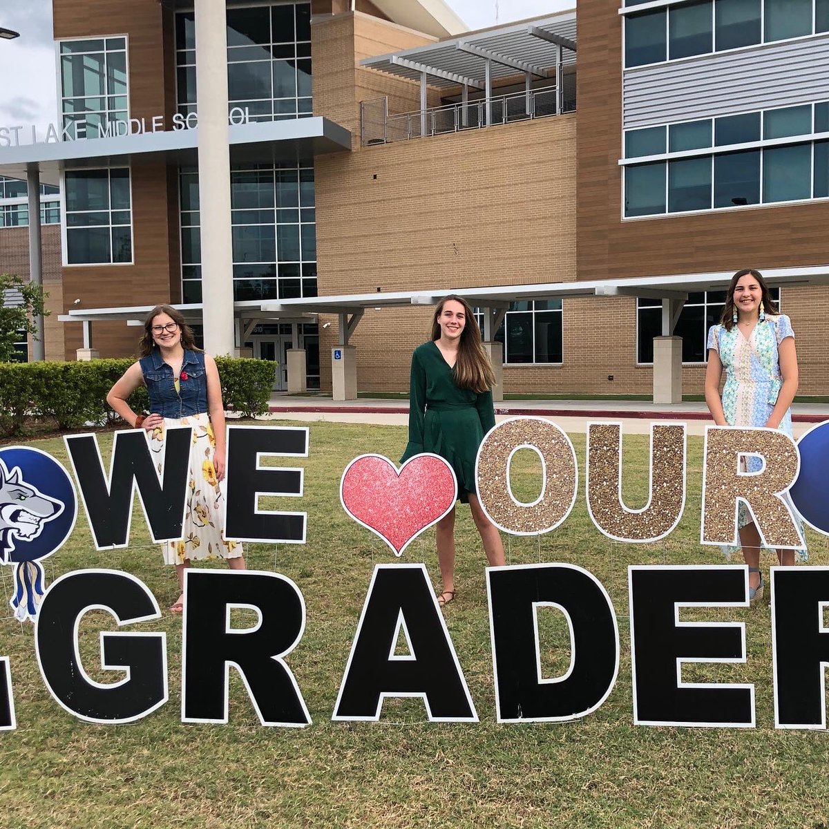 keabshire's tweet photo. Tonight would have been the 8th grade Moonlight Ball 2020 @HumbleISD_WLMS celebrating in quarantine. #WestLakeWolves #MoonlightBall #classof2024 #AlphaWolves #Ladywolves https://t.co/UzYaGocPGj