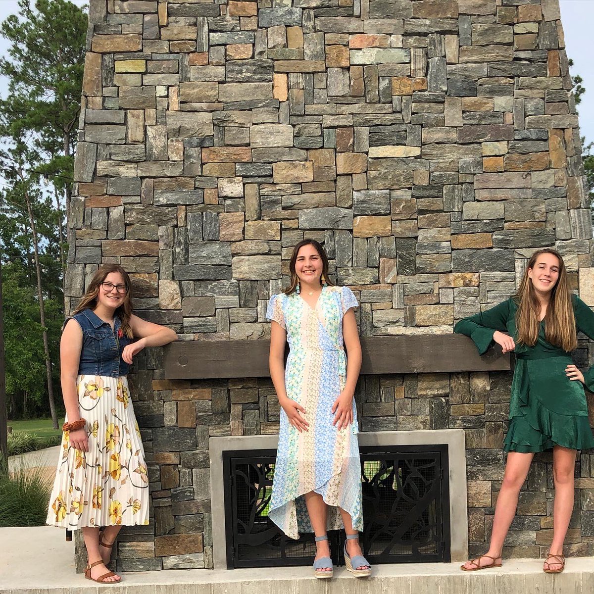 keabshire's tweet photo. Tonight would have been the 8th grade Moonlight Ball 2020 @HumbleISD_WLMS celebrating in quarantine. #WestLakeWolves #MoonlightBall #classof2024 #AlphaWolves #Ladywolves https://t.co/UzYaGocPGj
