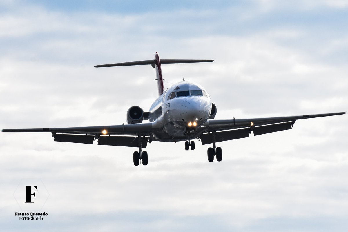 Francoquevedos1's tweet photo. ¿Vuelve?
@FuerzaAerea_Arg
#fuerza #aerea #fuerzaaereaargentina #argentina #avion #newpost #Ejercito #post #patria #bautismos #bautismodefuego #TC53 #Fokker #fokker28 #palomar #TwitterEsServicio #twitter https://t.co/nw516ycyNK