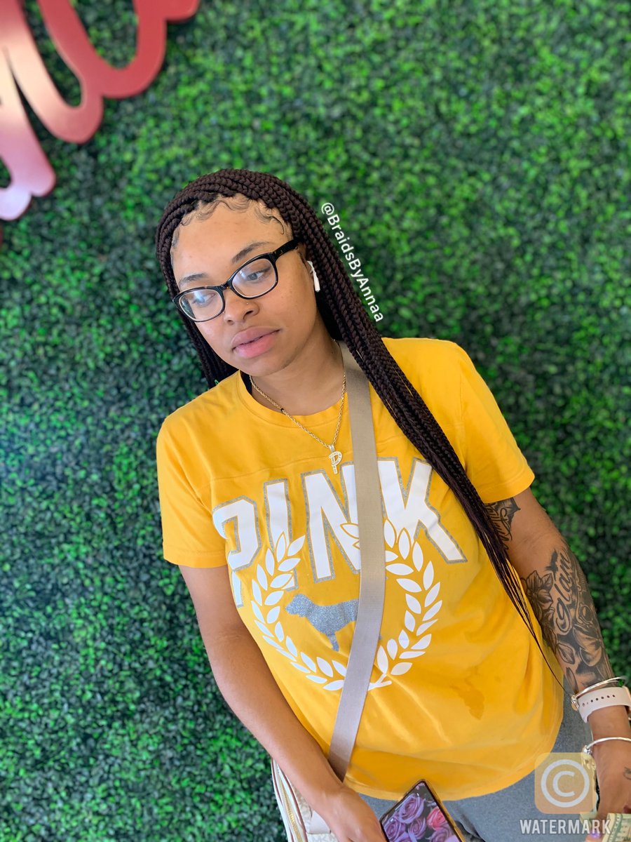 AnnaaDaDon's tweet photo. Waist length box braids 🤍 

IG | @BraidsByAnnaa 

#boxbraids #knotless #boxplaits #braids https://t.co/GVn3jhHRn8