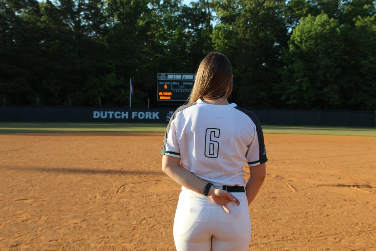 DFsoftball's tweet photo. Concluding our senior nights is Alyssa Bruss, #6. Dutch Fork Softball is so proud of you and will hold a special place in our hearts for our 2020 seniors! #dfsoftball #pridein5 #df2020 #dfgrad #silverfox @dutchforkhigh https://t.co/8A1eEDwWaY
