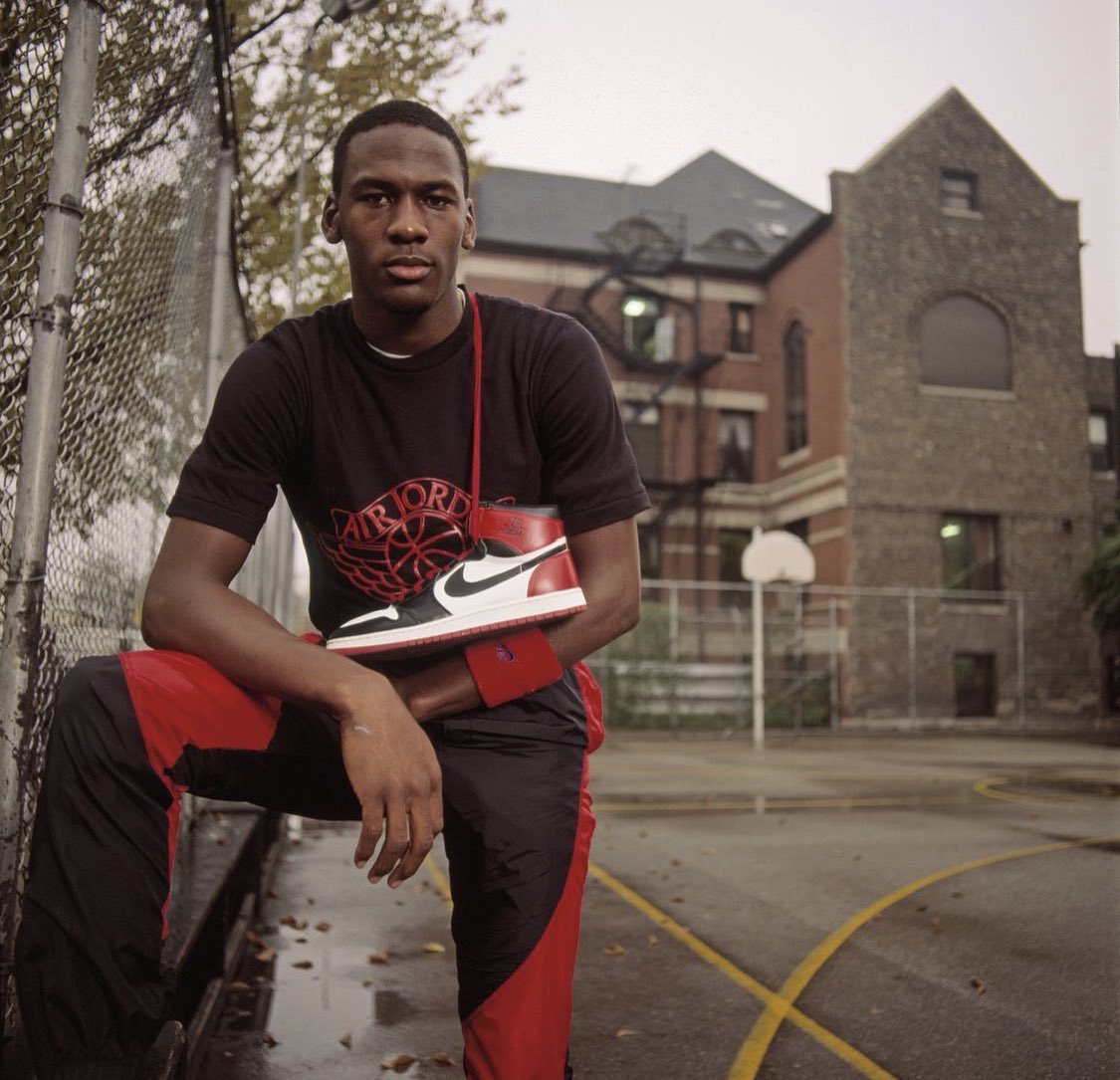 brkicks's tweet photo. An iconic photoshoot 📸🐐 https://t.co/j7kc8wOfeF