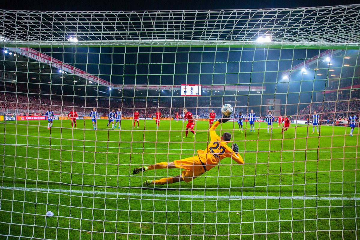 D – Derby Winners! Union bossed the first Bundesliga battle against our guests from Charlottenburg.  @polti1991 with the goal from the penalty spot at the end. Reminder:  #BerlinSiehtRot  https://twitter.com/fcunion_en/status/1190716760095371264?s=20 #fcunion