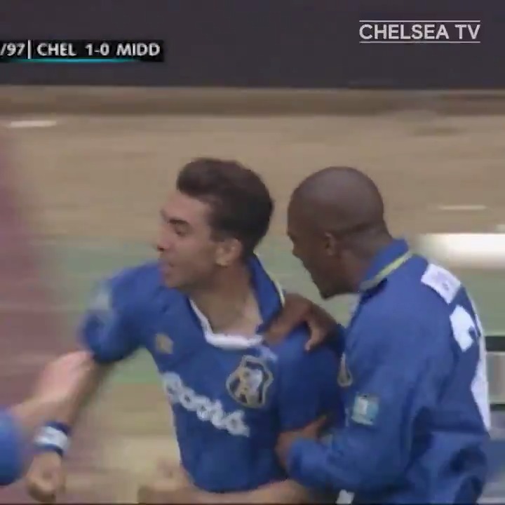 Happy Birthday to Chelsea legend Roberto Di Matteo. 