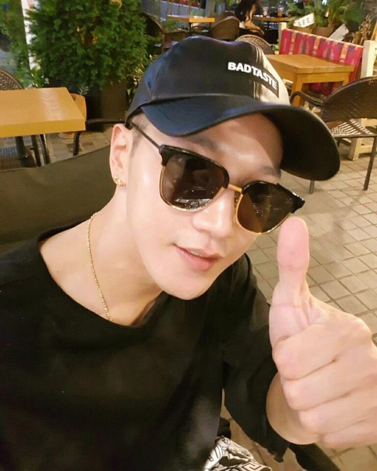 soshijc's tweet photo. suddenly i miss u JUN_K_ 🌝 hope u randomly search something about me and find this tweet. cant wait to talk with you again, junkay oppa! 🌼 https://t.co/rBFaF02VYL