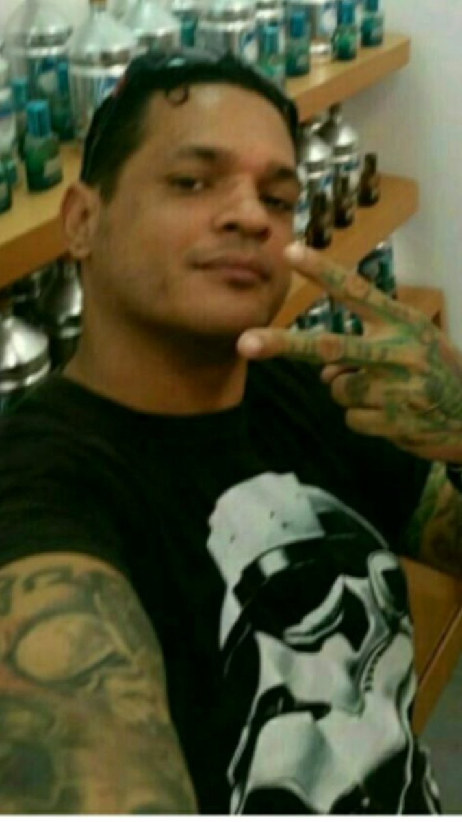 EdmondSalas1's tweet photo. EDMOND SALAS alias "leyenda" #SeBusca exconvicto por tráfico de drogas multicuentas estafador y pedófilo en #Telegram @Aruba_LATAM @VzlaenAruConsul @BonDiaAruba @PartidoPSUV @SergioNovelli https://t.co/Wi7cY8ZNP0