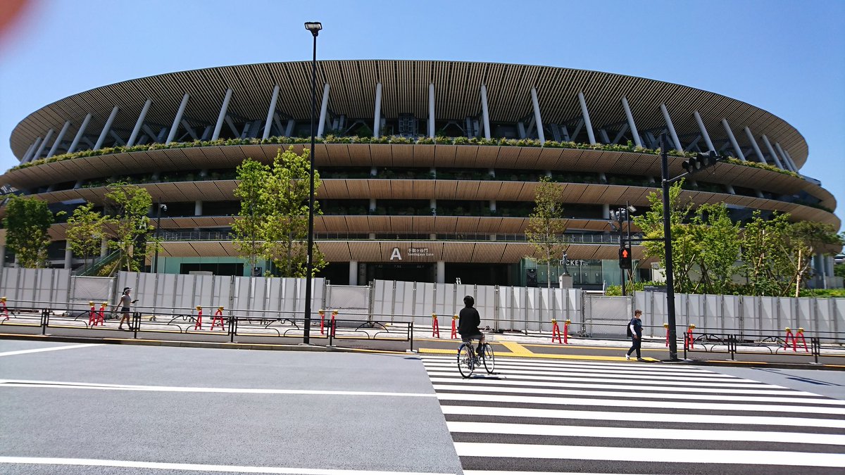 MoonJack10's tweet photo. 国立競技場です https://t.co/rfApOEne5f