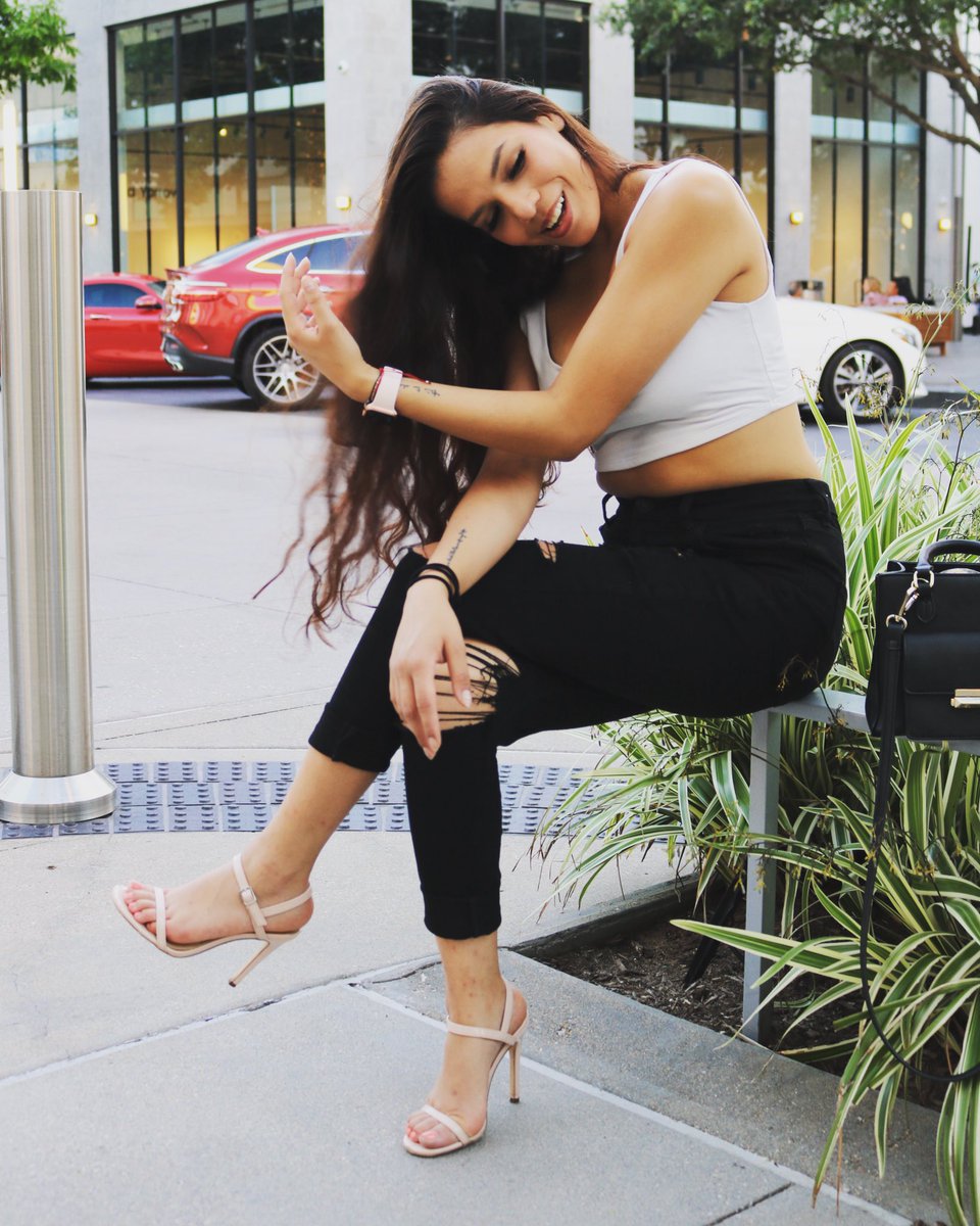 itsleebby's tweet photo. cute or whateva 

📷: @tmmyytrn https://t.co/5DYQN4B7Vi