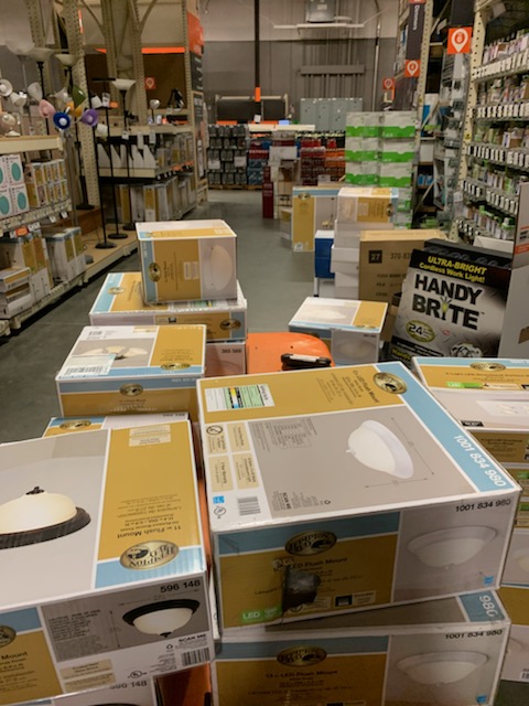 Freight team doing a great job getting the store ready for the weekend!! #yuccavalley #freightteam <a href="/6971Home/">Mike Morris SM 8987</a> <a href="/larrylubinsky/">LarryLubinsky</a> <a href="/asmmiked/">asmmiked</a> <a href="/kellie69331611/">Kellie Thill</a> <a href="/AthenaUtz/">Athena Utz</a> <a href="/Crippen1026/">Christian Crippen</a>