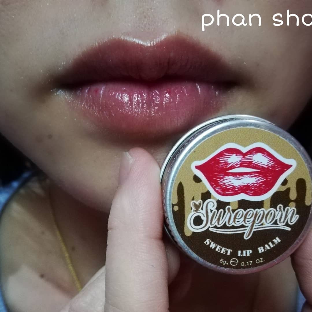 OSremunta's tweet photo. ใช้คู่กับลิปลอก คือเริ่ดมากกกก

Sweet Lip Balm ( ลิปบาล์มบำรุง )
ที่ช่วยบำรุงปากให้นุ่มชุ่มชื่น ไม่แห้ง
ไม่เหี่ยว ไม่ทำให้ปากดำ ไม่แตกเปนขุย https://t.co/5BVspwl7FK