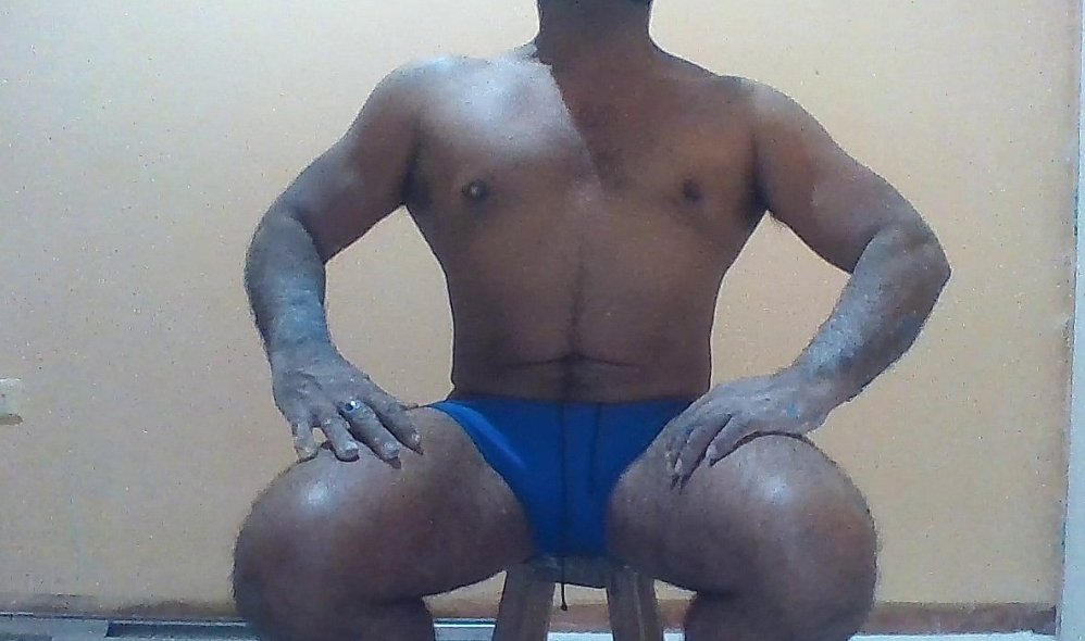 Buscando_Culito's tweet photo. Quien jala a mi casa??? https://t.co/8K5pmIrS9j