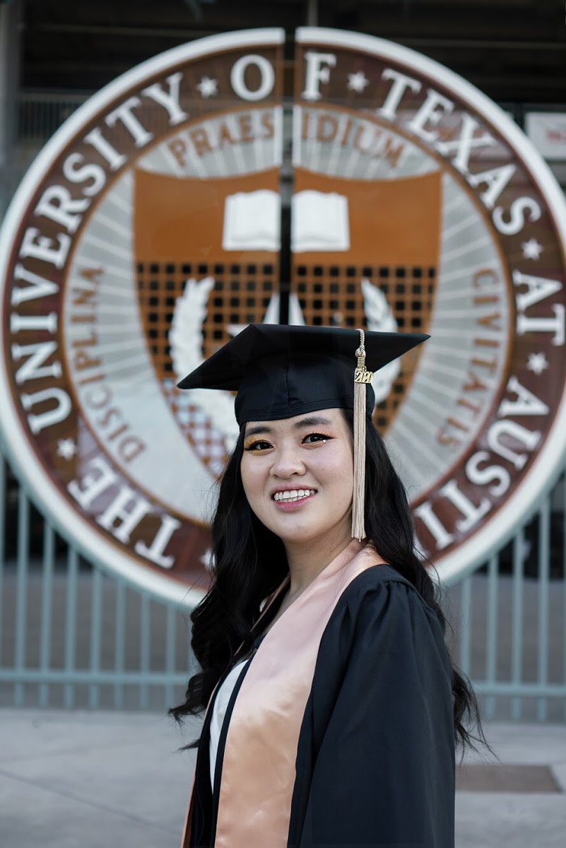 vujennifer_'s tweet photo. “I feel like I’m finally headed home.” - Gryffin

The University of Texas 🤘🏻🧡
BBA in Management Information Systems 🎓
Certificate in Real Estate 🏡
Minor in Finance 💰
First Gen ✨
Studied abroad in South Korea 🇰🇷 

#UT20 #GradSZN https://t.co/lWve0K5KSA