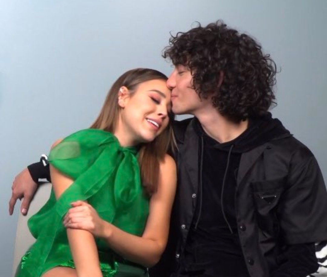 albiuuusjdd's tweet photo. Dejar de echarle hate a Danna cuando ya lo desmintió, ah y dejo esto por aquí

ELLOS SI SON LO REAL SEÑORES JORDANNA Y TODAS LOS QUEREMOS VER A ELLOS ASI QUE DEJAR DE INVENTAR Y ECHAR HATE https://t.co/uoH1cbPV2X