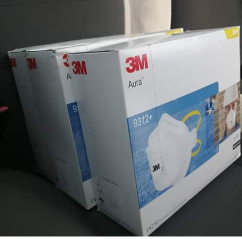 Babteezy's tweet photo. pieced available at N55,000 for a box of 10 3M Aura N95 Facemask. Retail price is N7, 000 per unit
Call 07065822380
#MaskUpLagos
#MaskUpInMay
#Maskdeals
#nellyvsludacris https://t.co/TzmIxKv9FX
