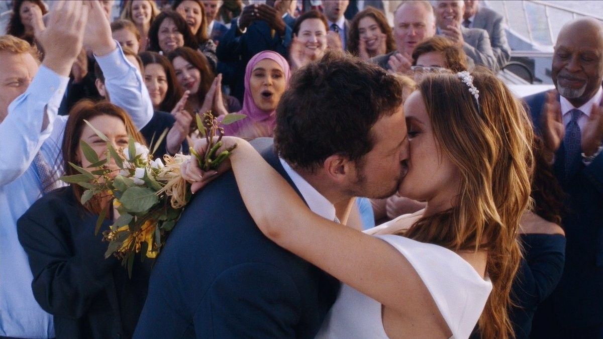 O Xrhsths Lajoc Grey S Spoilers Sto Twitter Cristina Es Libre 17 05 07 Muerte De Lexie 17 05 12 Boda Alex Y Jo 17 05 18 Despedida April Y Arizona 17 05 18 Los 17