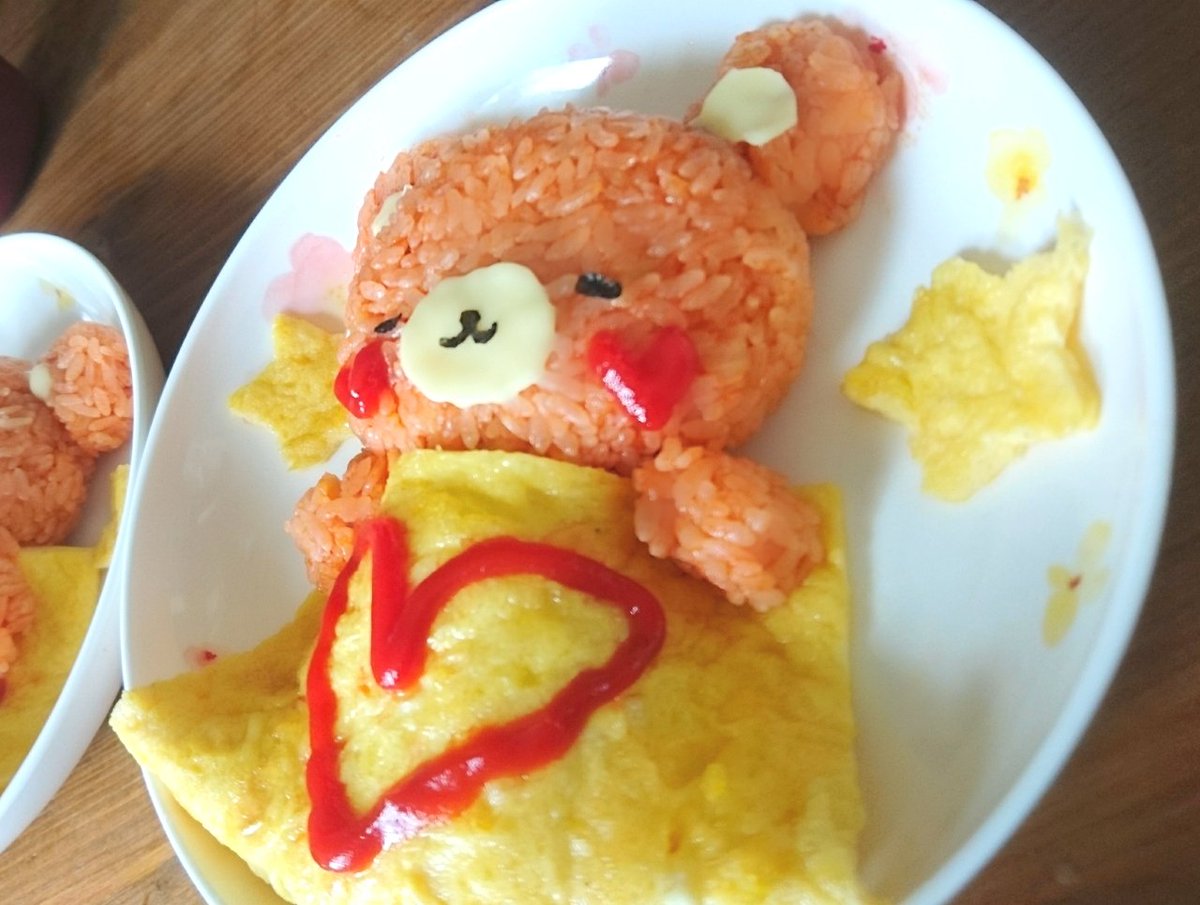 まりりん Ar Twitter 今日のお昼ごはん くまさんオムライス 頑張って作った たまごのお布団で 寝てるの ๑ ˊ ᐞ ˋ オムライス くま