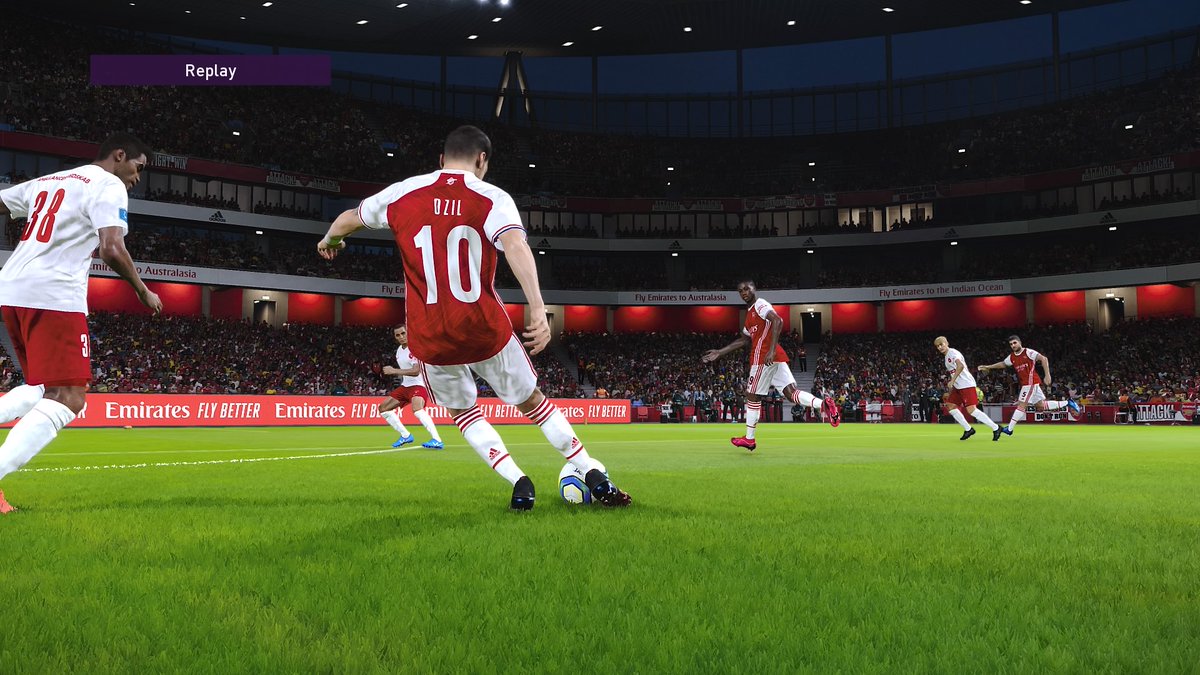 BrunoMFBatista's tweet photo. AVAILABLE NOW: Arsenal 2020/21 Home Kit! 

Download and enjoy it now in your #eFootballPES2020!
Link on first tweet in my profile page.

@Arsenal https://t.co/y7sgnpSALh