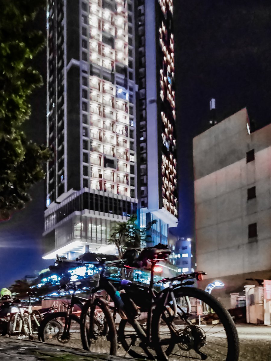 Agustinus_HA's tweet photo. FPD Night Gobar. Shoot with @ASUS Maxpro M2, @Polygonbike Xtrada 8 @Rodalink_Ind Serpong &amp; Bintaro. https://t.co/nDGhRGAyDZ
