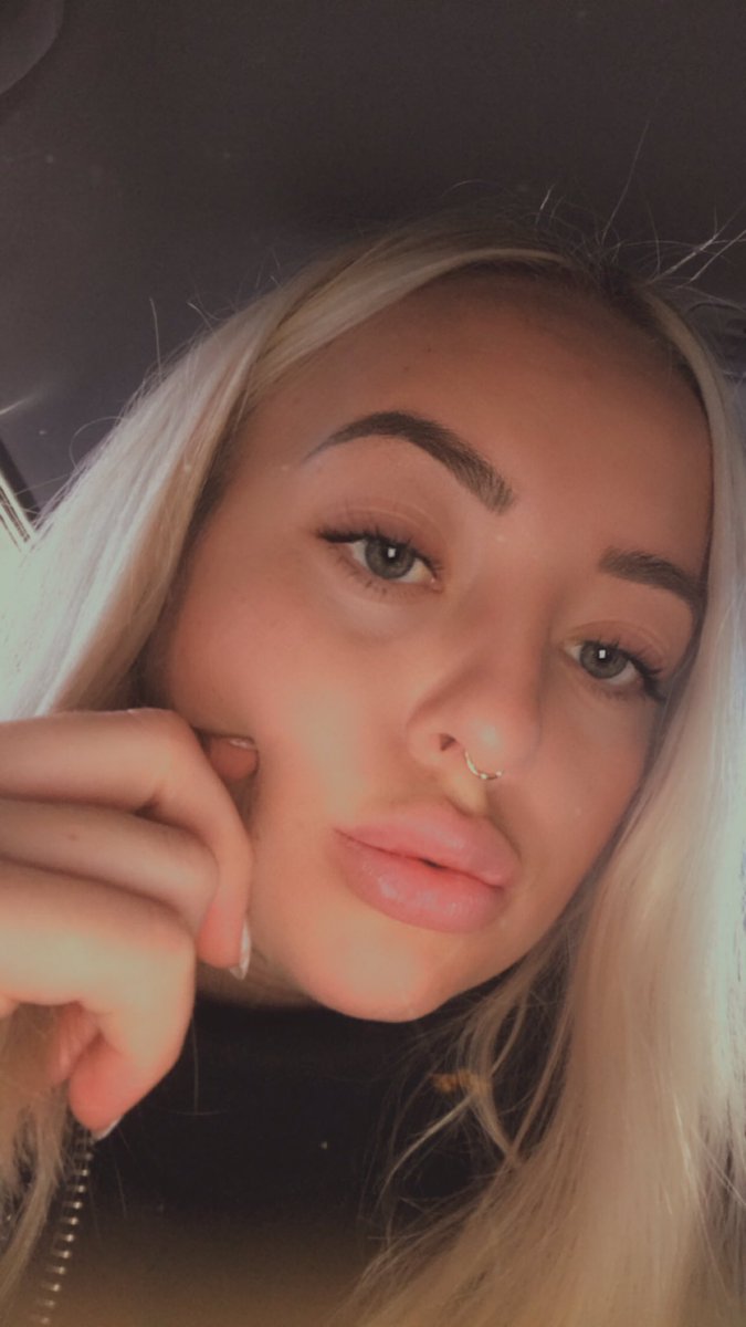 blauer22's tweet image. Something lighhht 😜