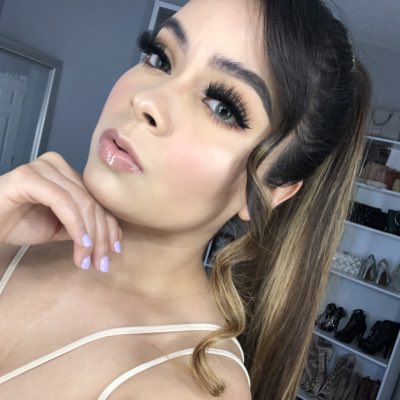 NancyLo36780889's tweet photo. #NewProfilePic https://t.co/0SN80qzRFx