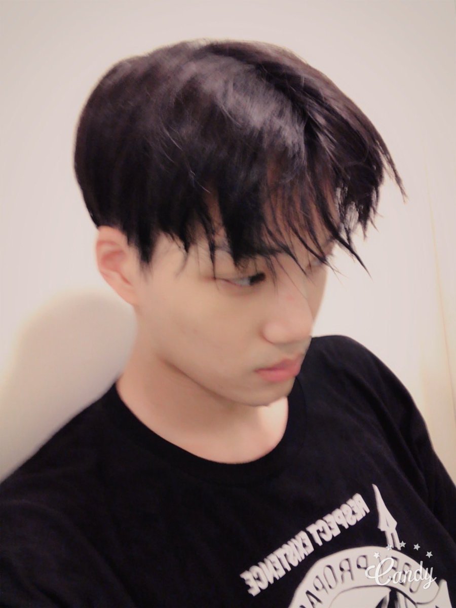 exol_bella94's tweet photo. Kai Selca❤
•
[Tags♡]
#superm #exokai #case88 #EXO 
#엑소 #weareoneexo #kimjongin #jongin #kai https://t.co/bvqAvDKsNZ