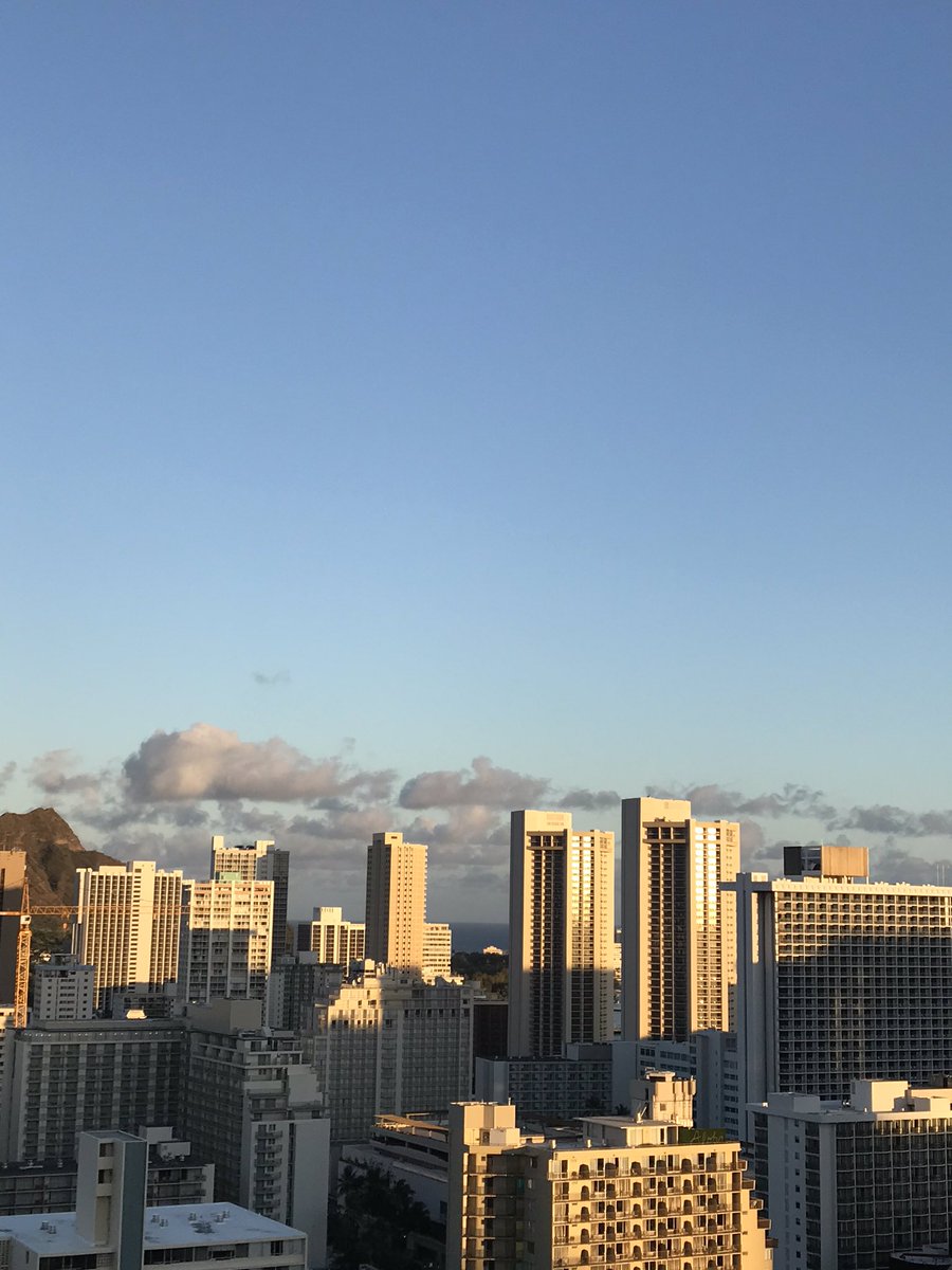 MihoRiddle's tweet photo. ไปๆฅไธๆฅใใใใจใ๐
Stay safe Hawaii and get better soon ๐
#sunset
#ใใฏใค
#ใใใซใซ
#ใฏใคใญใญ
#ใคใใฝใฉ
#้็ฉบ
#ๅฝ้็ตๅฉ
#ๆ่ฌ
#ใใใใจใ
#hawaii
#hawaiilife
#waikiki
#honolulu
#love
#appreciate
#findrhc https://t.co/IiaaT42mXV