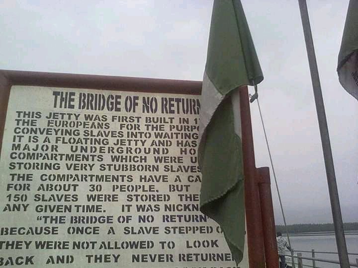blackemancipate's tweet image. The Bridge of no return was built by the European in 1759. It led the slaves to a floating jetty for conveying  for conveying stubborn slaves for sale....

Do you know that, mentally, most freed Slaves never indeed returned. Please return Home. Slavery is over!

#ViviAfrica