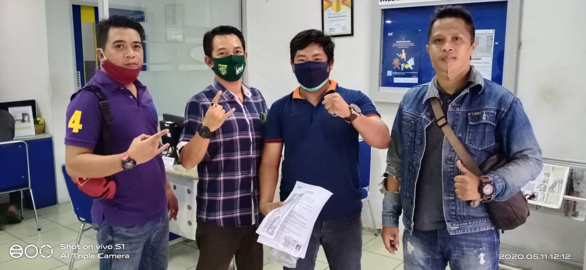 bamboe_runcing's tweet photo. Mana keringanan yg di gaungkan??
#Bamboe_Runcing #DPRD #OJK #APPI #Surabaya_Melawan https://t.co/yyYyBviVIh