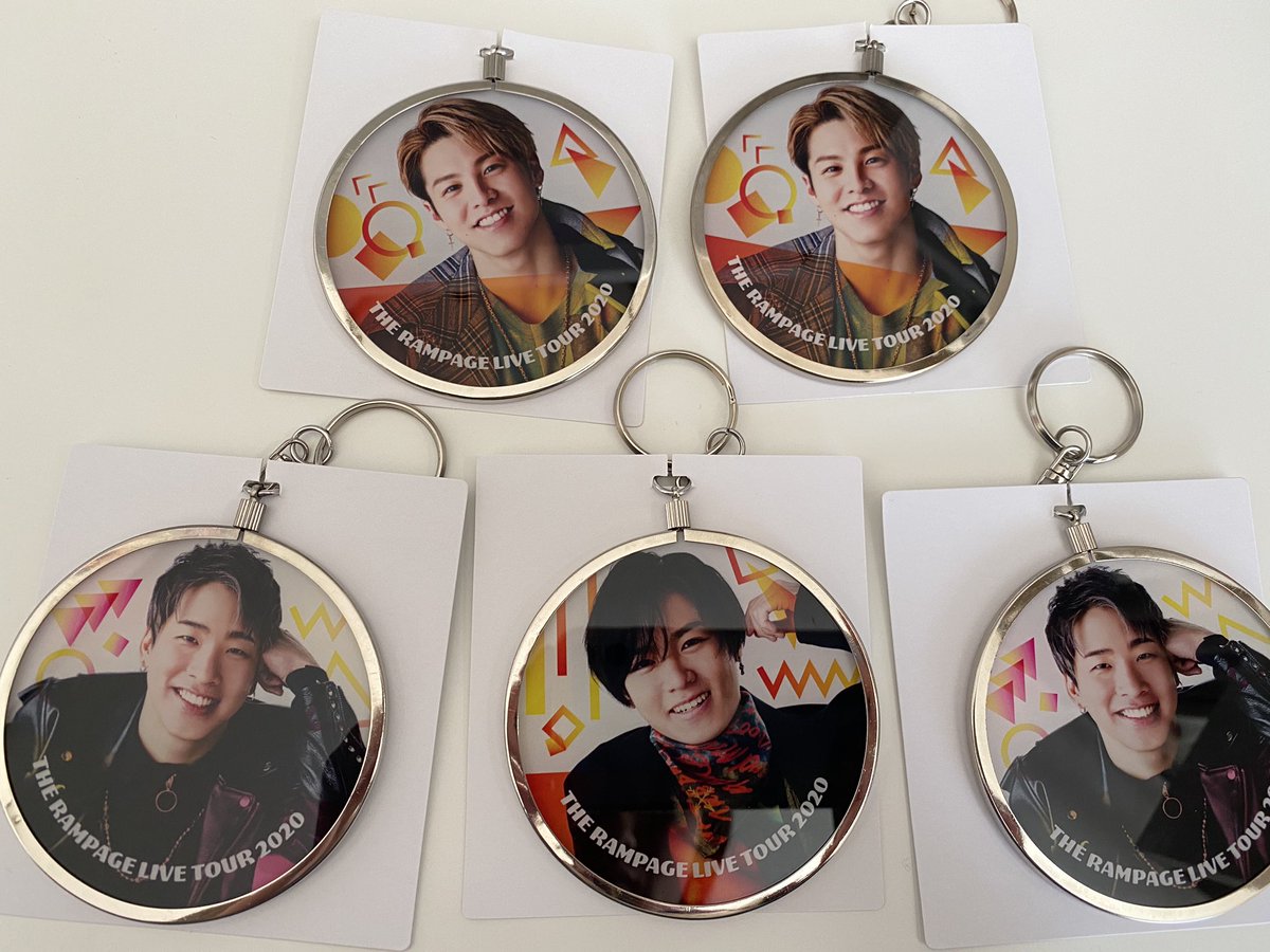 36Kabocha's tweet photo. 交換希望

求▶▷吉野北人(過去物も○)

譲▶▷川村壱馬 RIKU 陣

なんでも検討しますので、お気軽にリプorDMまでよろしくお願いします🙇🙇 https://t.co/WWM248dFpK