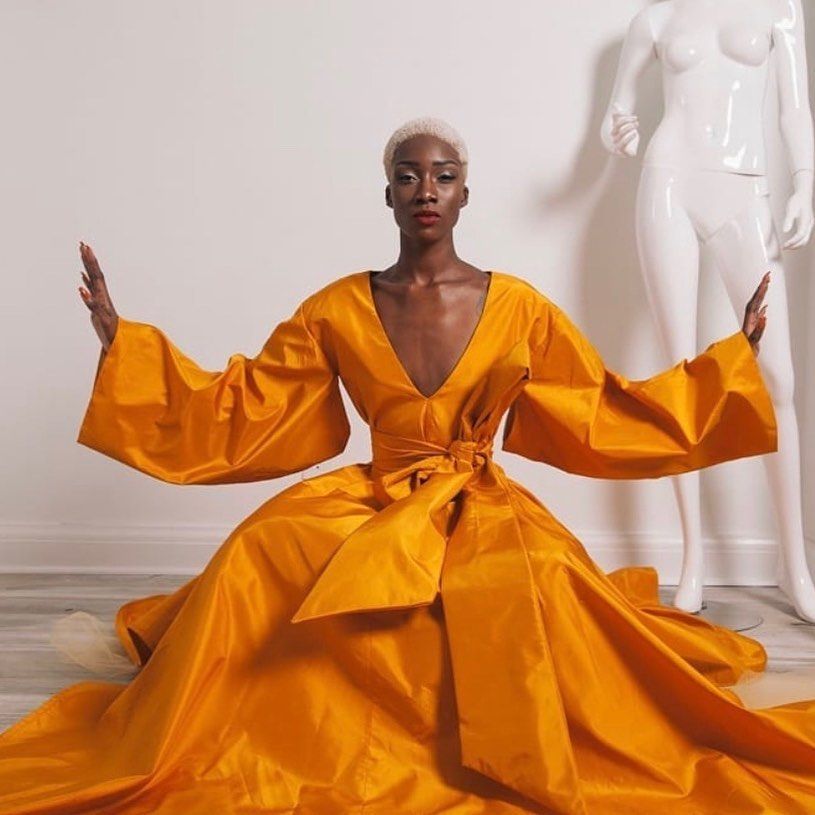 TOFilmSchool's tweet photo. TFS's #fashiondesign graduate @diseiye_ making our Sunday brighter in this stunning kimono, ‘HOFU’ from his SS20 collection 👘✨
#TorontoFilmSchool #TFSforward #TFSFashionDesign https://t.co/lc3QBn8MrW