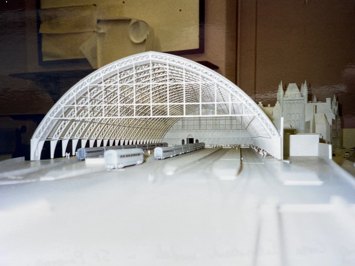 St Pancras was also modelled but not many changes to show in these photos. Still a nice model though.(4/4)
