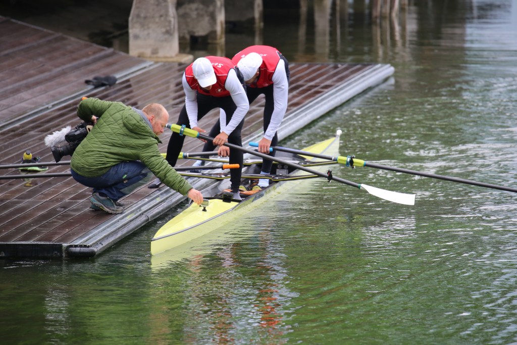 swissrowing's tweet photo. Nicht verpassen!

Sportpanorama heute Sonntag, 17.5., um 18.15 Uhr, auf SRF2 mit unserem Olympia-Kader. 
Hier ein paar Impressionen vom Drehtag. https://t.co/d0no42GUYt