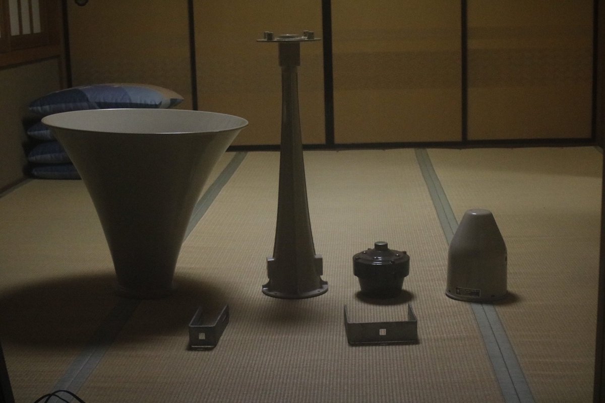 昨日の筒の正体はTOAのストレートホーンスピーカーのドライバー