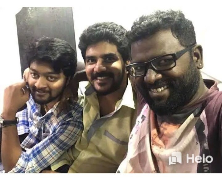 ActorKavin_FC's tweet photo. The trio 😍 from #NET 

Kavin performance 🔥

Raju oda timing dialogue 🔥

Arunraja oda inocent acting 🔥 they live the character in movie ❤🔥❤.

#lift #kavin #1YearOfNETMovie https://t.co/YNOsCshJwA