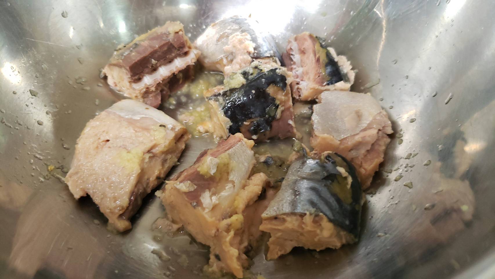 サバ缶は揚げるとサクサク ホロホロに サバ缶の塩唐揚げ の作り方 話題の画像プラス