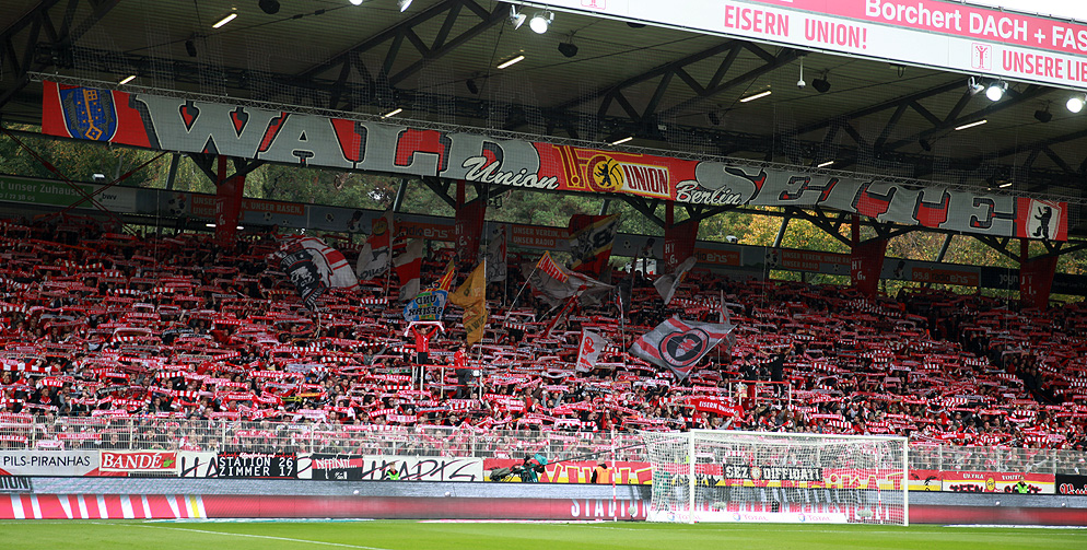 S – Stehplatz (Standing Places): 18,395 of the total capacity at the Stadion An der Alten Försterei is standing room. This is one of our values and it will continue into the stadium renovations, which are due to take place in the future. #fcunion