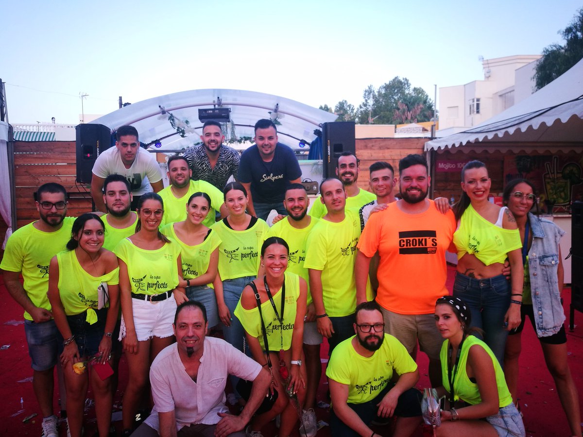 Ya tenemos todo preparado para que este Lunes 18 puedas disfrutar de nuestra terraza. Esta temporada con nuevas ideas y calidad asegurada como siempre en <a href="/crokisdecopas/">LA COPA PERFECTA</a> #terracita #copitas #cervecitas #granizados #coctel #cafelazos #montaditos #masmasymas