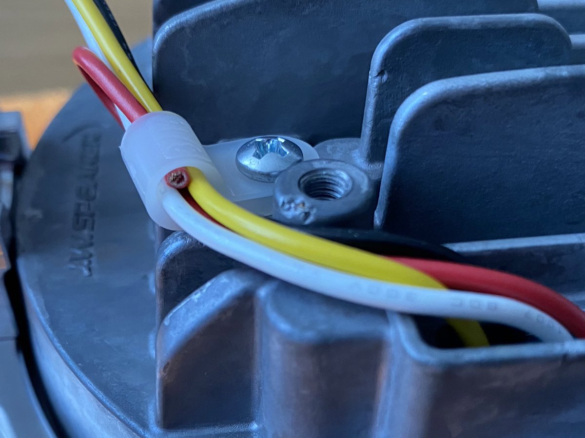 mightymugi's tweet image. LED ヘッドライト
ちょっと気になったので
裸の配線を養生。

@motodemic 
@JWSpeaker 
#motodemic 
#JWspeaker 
#adaptiveLED 
#adaptiveLEDheadlight 
#adaptiveheadlight 

#yamahabolt 
#yamahaboltrspec 
#yamahabolt950 
#yamahabike 
#yamahamotor 
#ヤマハバイク 
#ボルト 
#ヤマハボルト