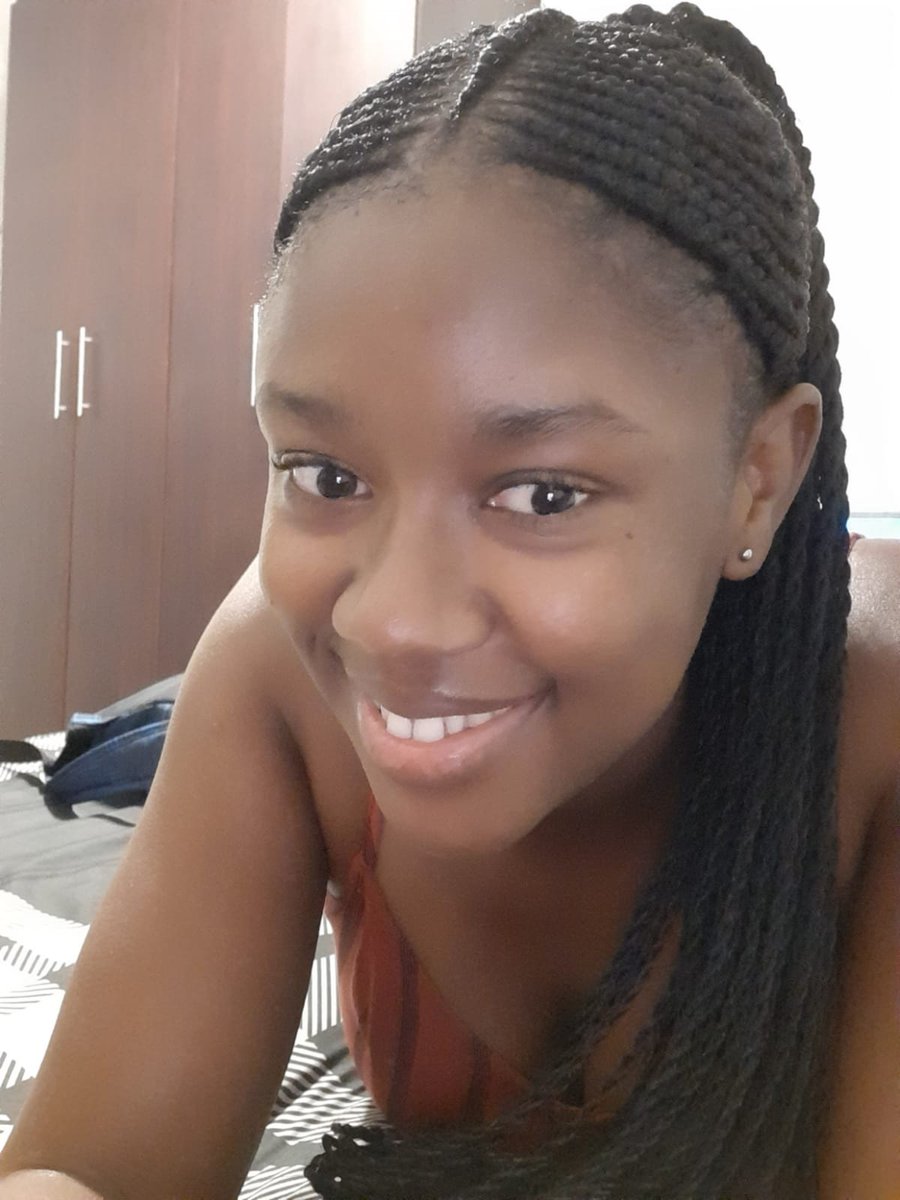 Zeee_Nande's tweet photo. Happy Sunday ya'll 😇🌻

         #Thingo💕 https://t.co/Z76grepcXr