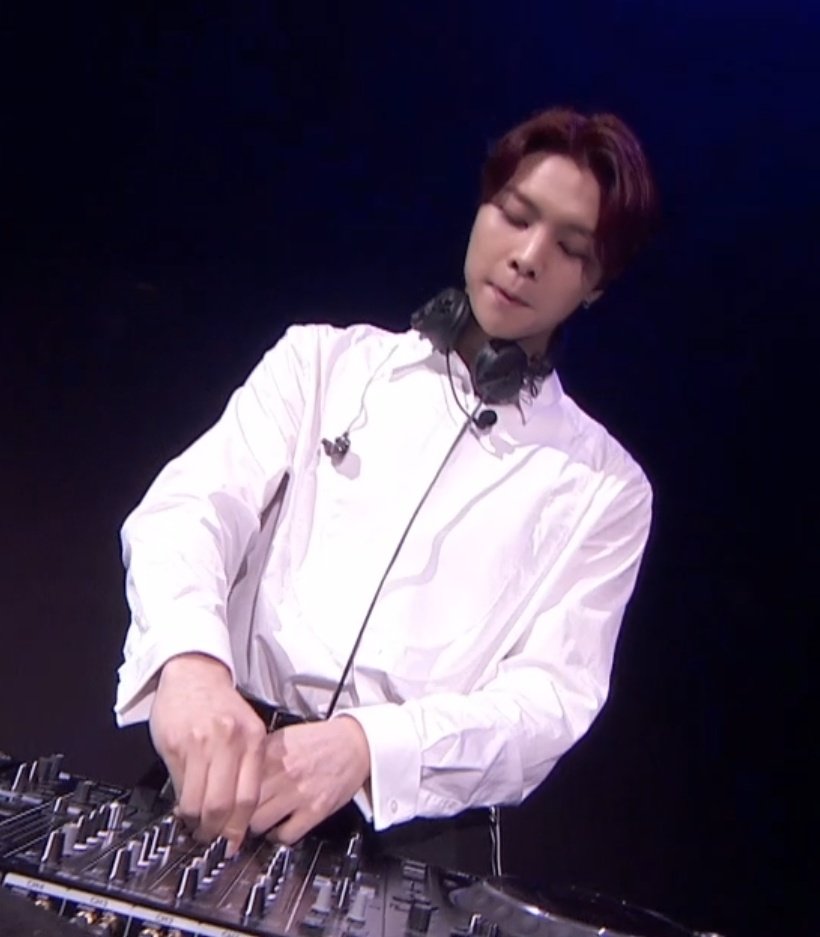 DJ Johnny 