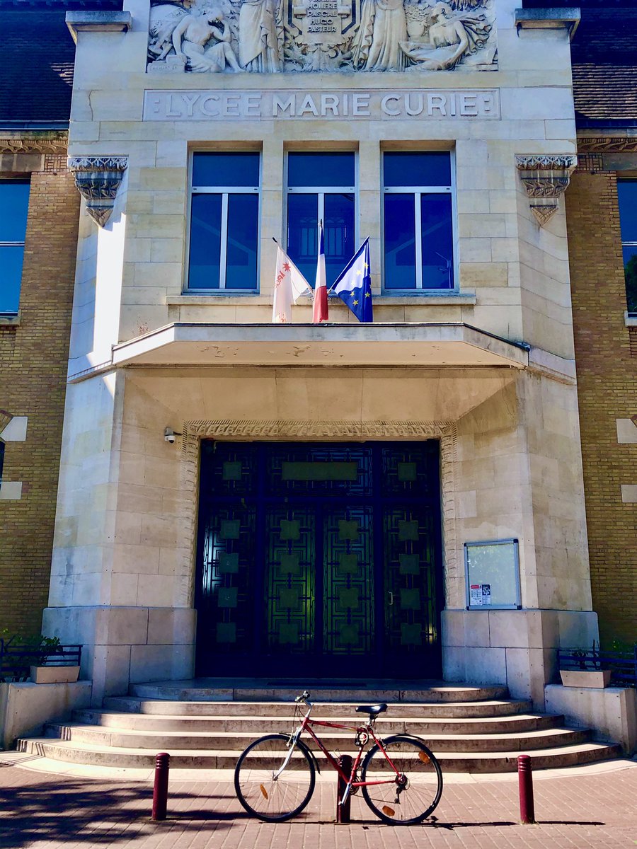 PhilippeSceaux's tweet photo. Grâce à #LeTriporteur et @CoupdepouceVelo #alveole retrouvez les bonnes sensations sur vos vélos, comme moi sur mon fidèle #VTC @Decathlon série T utilisé sans relâche depuis ... 1998 ! Une remise à niveau s’imposait malgré l’entretien courant 🚲#youngtimers vélo ;) #commeneuf https://t.co/6AMbhEFSf0