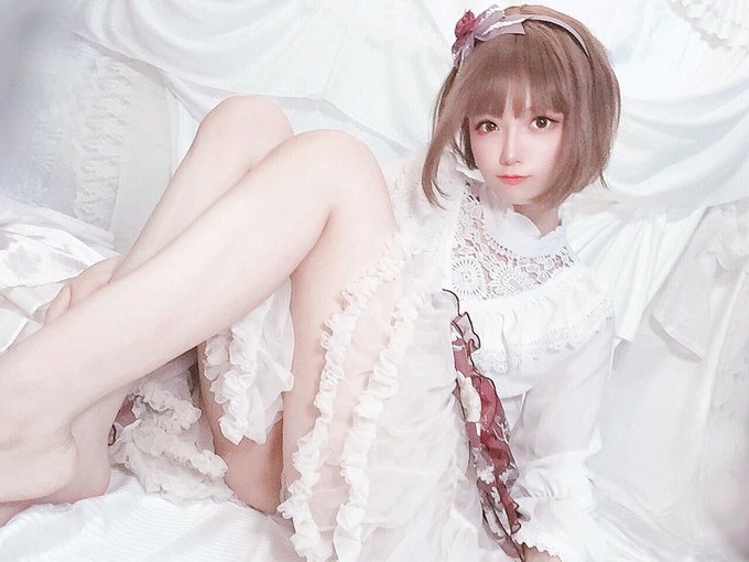 コスプレイヤーしろさきのTwitter画像71