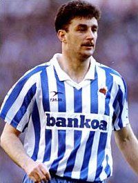  John Aldridge   Aldo finished 2nd in the Pichichi, just 2 behind Emilio Butragueño's 19...While Aldo immersed himself in the local culture and learned Spanish, his young family struggled to settle, and he handed in a transfer request in 1991  #LLL