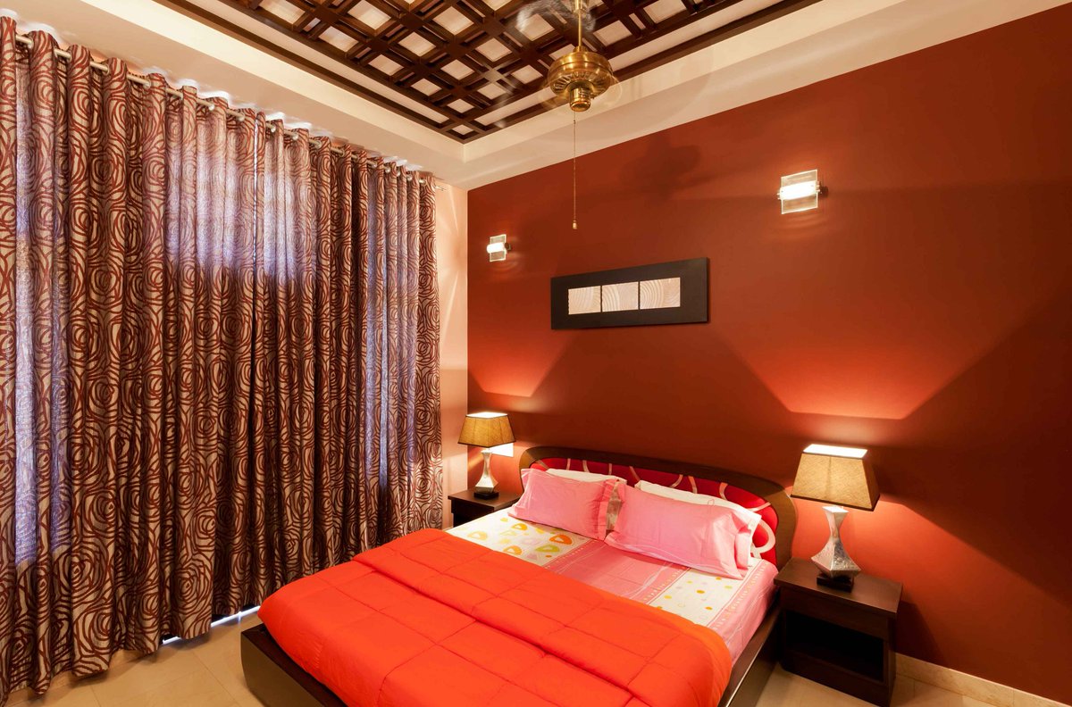 rhythmofspace's tweet photo. Some red zones are clearly more welcoming than others! 
#rhythmofspace #interiors #interiordecorating #interiordesign #artdeco #artdecoarchitecture #artdecodesign #artdecostyle #redbedroom #redbed #patterndesign #patternedceiling #woodensigns https://t.co/VrbqYCrkgg