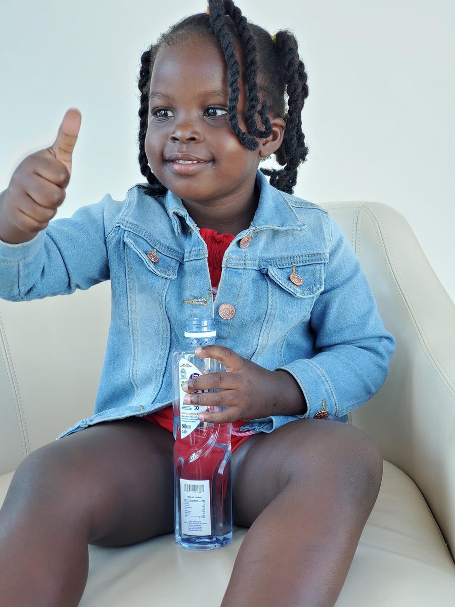 She says it all👍Hill Water 💧 Best mineral Drinking water 💯