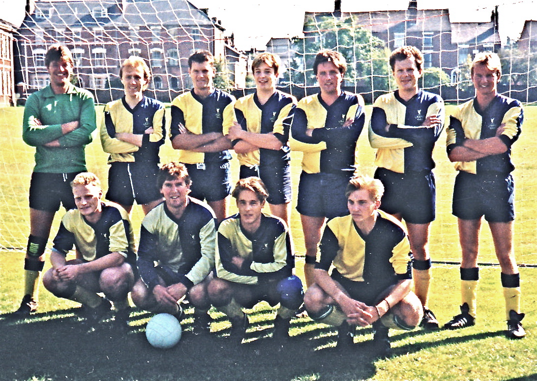 The 1991 1st XI, including Crutchley, Dutton and a fresh-faced Duncan Pickering.