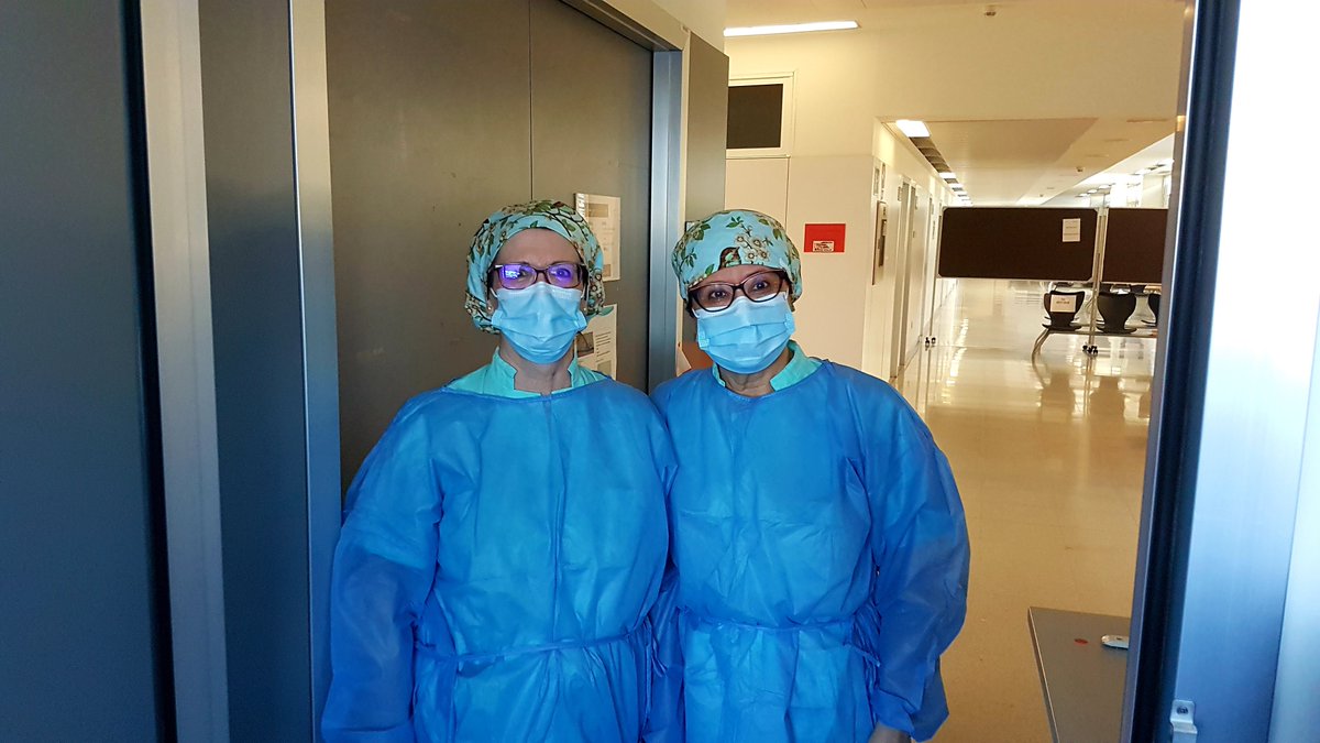 bielmercadal1's tweet image. Hoy tributo a mis auxiliares de Farmacia de la Consulta Externa #farmaciahospitalaria @sefh_ #COVID19  , Carmen y Maribel ,con las que llevo 15 años trabajando
Entrega, tesón, humanidad, profesionalidad....todo esto y mucho más.
Sois maravillosas:).... " insustituibles"....