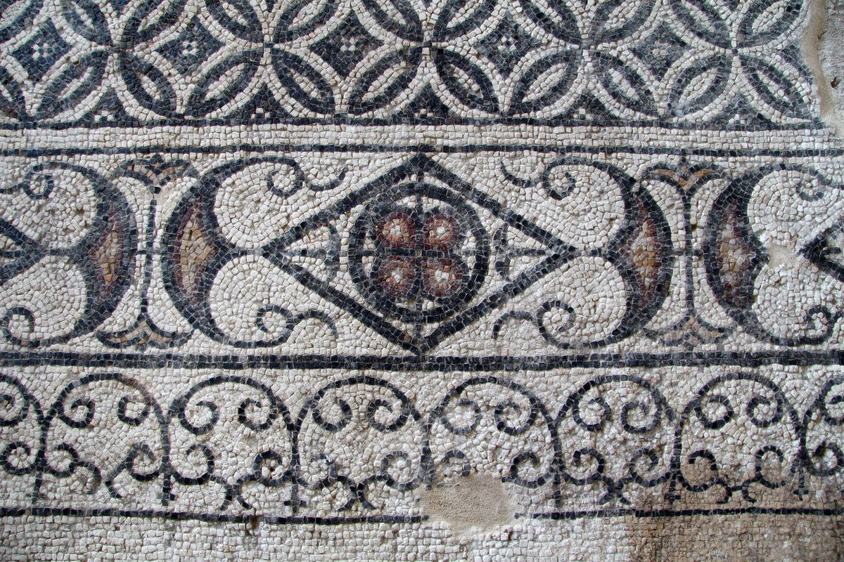 Buenos días, si todavía no habéis descubierto este gran tesoro que tenemos en Salar, tenéis la oportunidad de hacerlo en cuanto todo vuelva a la normalidad, que será muy pronto.Os esperamos en Salar con muchas ganas de recibiros. Feliz domingo! #orgullosalareño #patrominiomágico