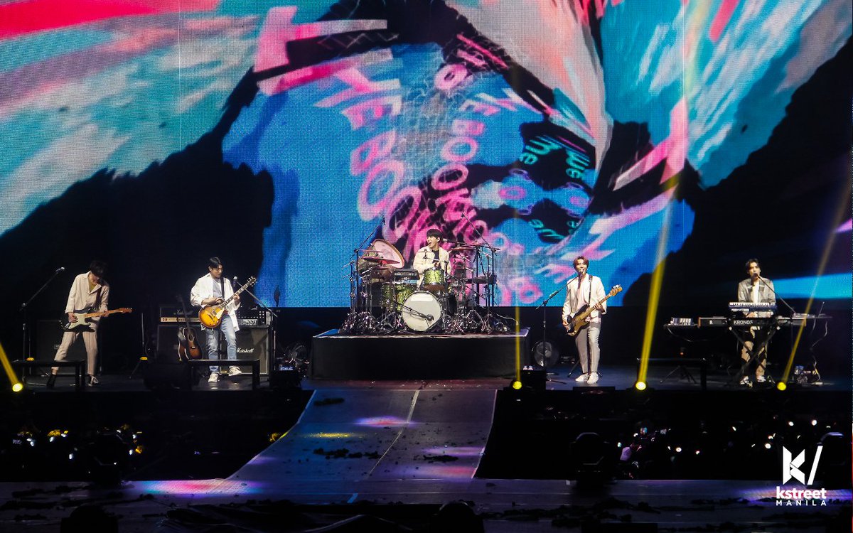 ohshesback's tweet photo. 191123 @day6official Gravity World Tour in Manila → https://t.co/6lf57ifRKC

Photos were taken for @kstreetmanila! https://t.co/fne5wThegT
